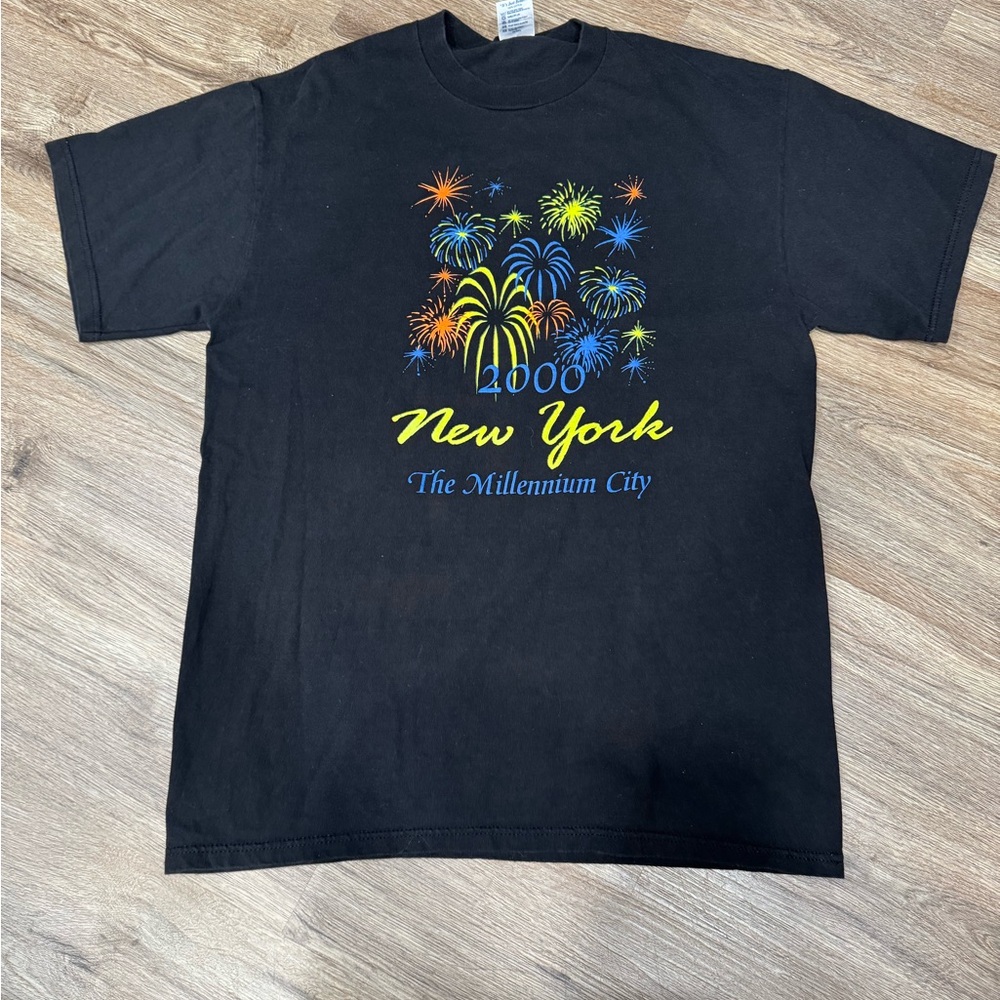 Vintage 2000 New York The Millennium City T-shirt